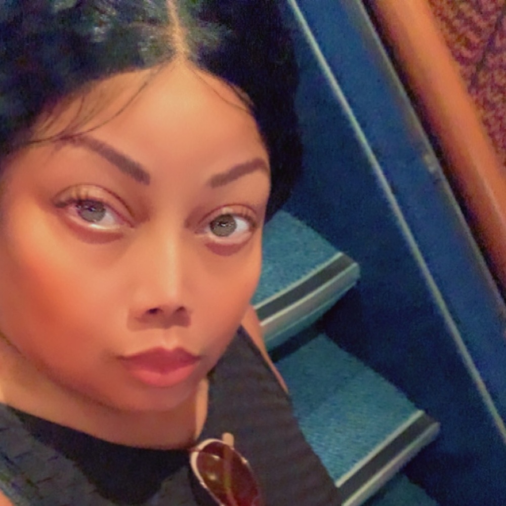 Meet your Posher, Quiana r